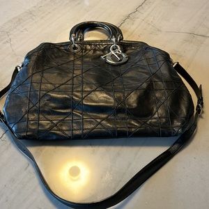 Authentic Christian Dior 2010 Granville Cannage lambskin leather w/crossbody…